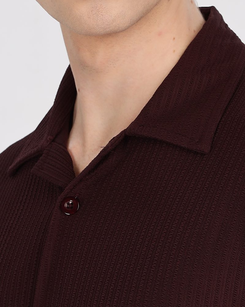 Men textured shirt - Maroon cuban collored