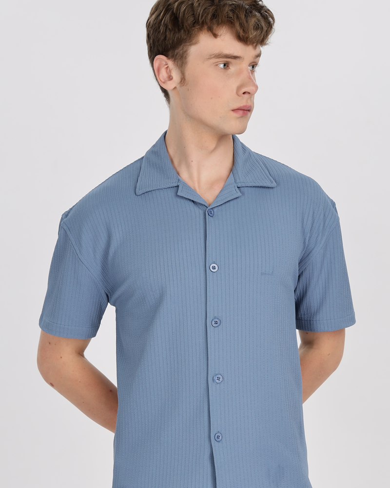 Men textured shirt - Blue cuban collored